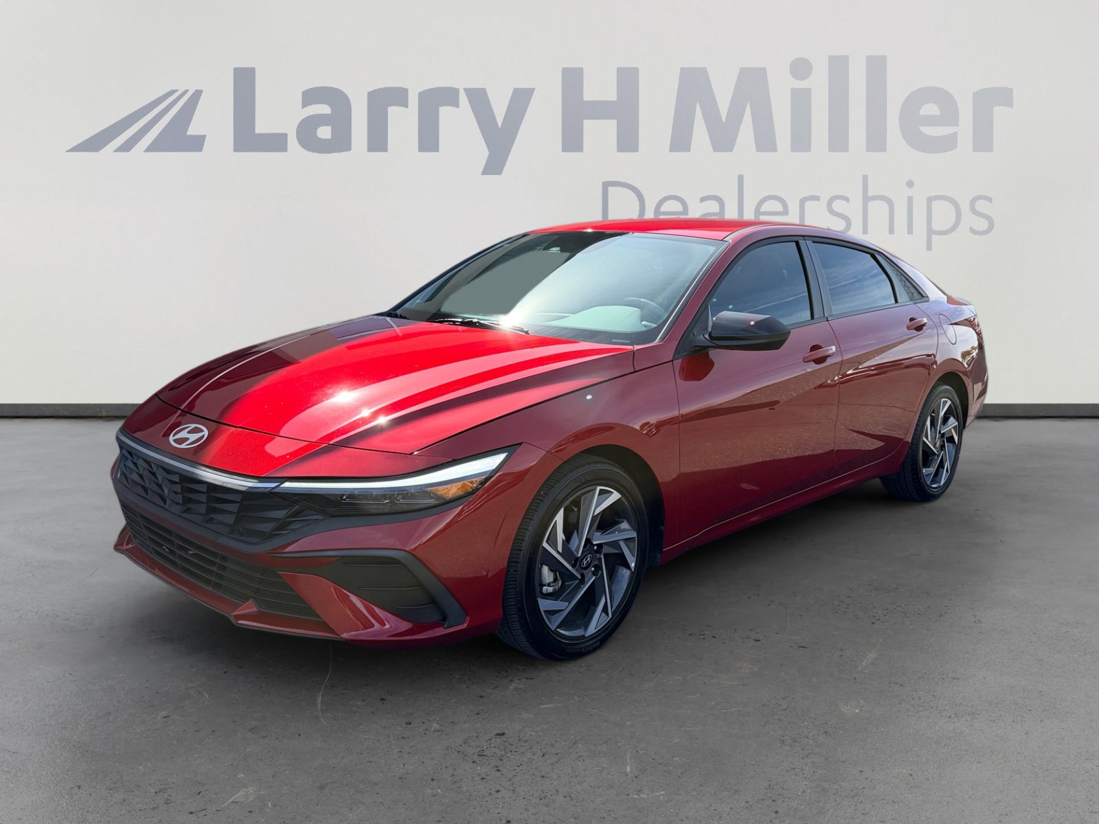 Certified 2025 Hyundai Elantra Sport FWD image 1