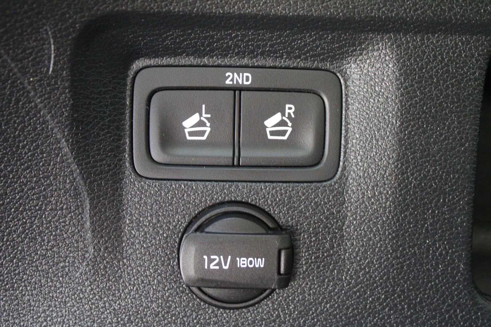 Used 2021 Kia Telluride SX w/ SX Prestige Package AWD/4WD image 12