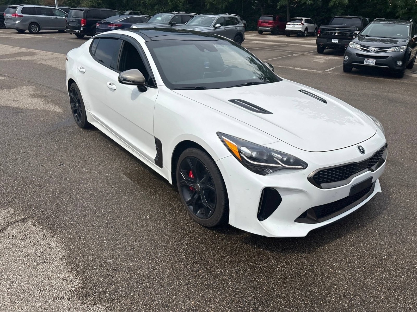 Used 2018 Kia Stinger GT2 AWD/4WD image 18