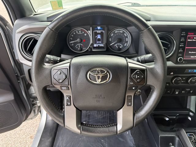 Used 2022 Toyota Tacoma TRD Off-Road w/ Technology Package AWD/4WD image 25