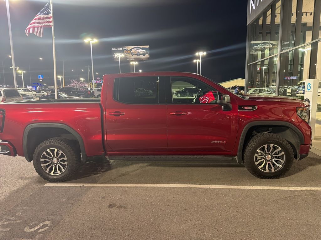 Used 2023 GMC Sierra 1500 AT4 w/ AT4 Premium Package image 4