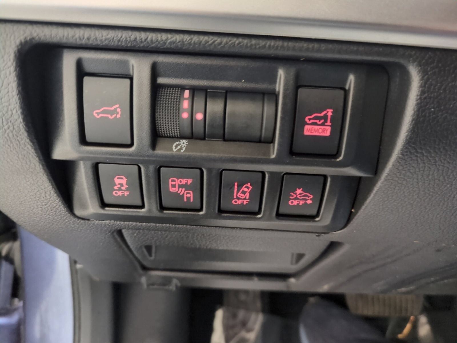 Used 2018 Subaru Outback 2.5i Limited AWD/4WD image 21