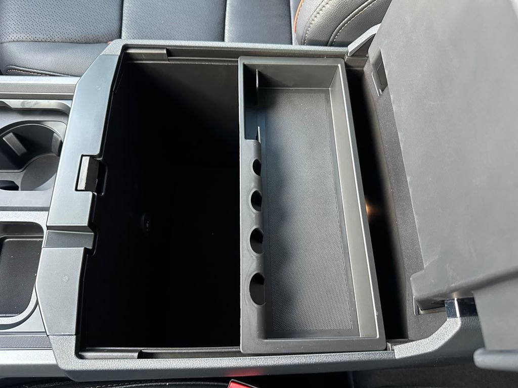 New 2026 Ford F250 Lariat w/ Black Appearance Package image 72