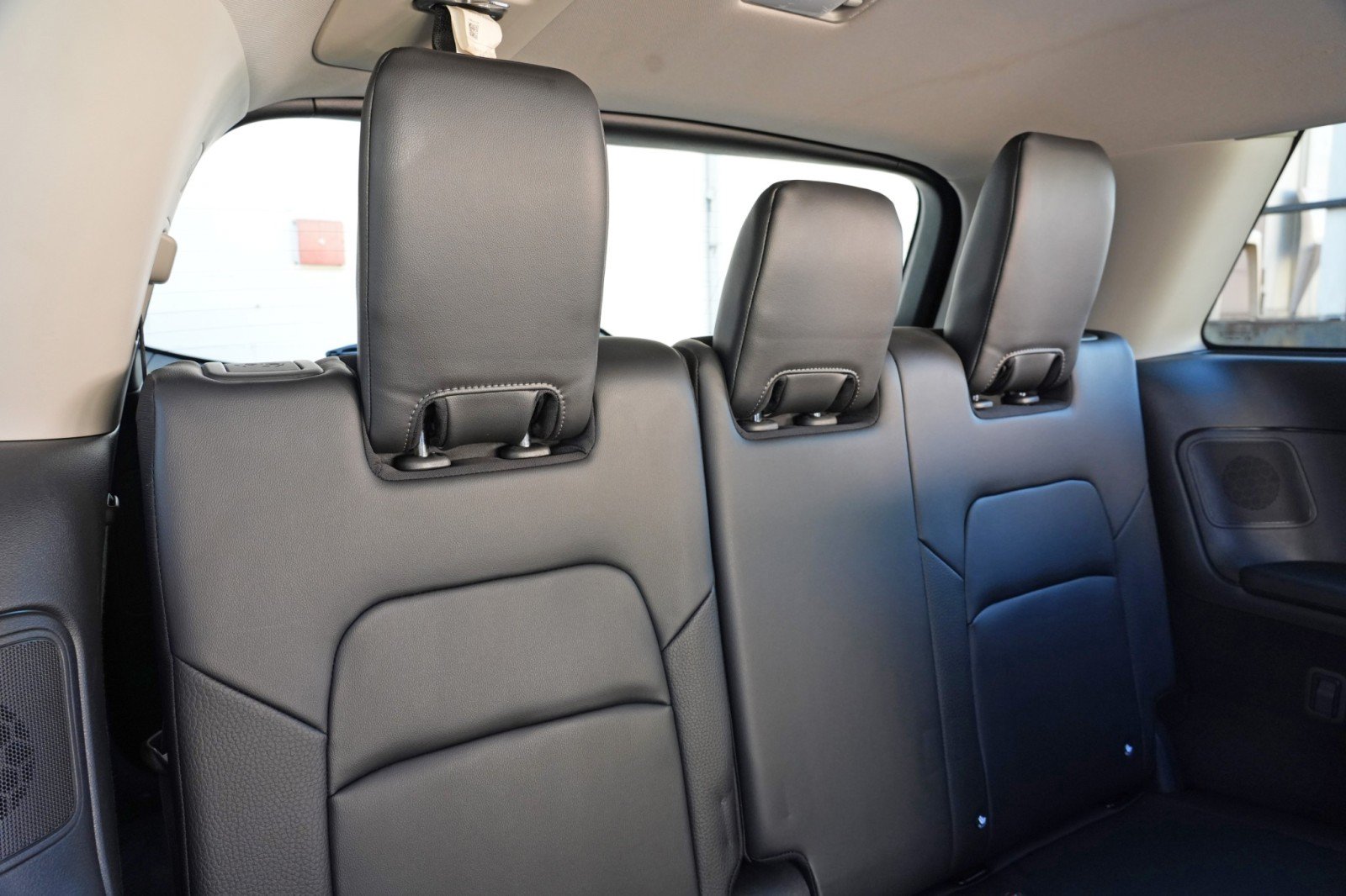 Used 2023 Nissan Pathfinder SL w/ SL Premium Package FWD image 38