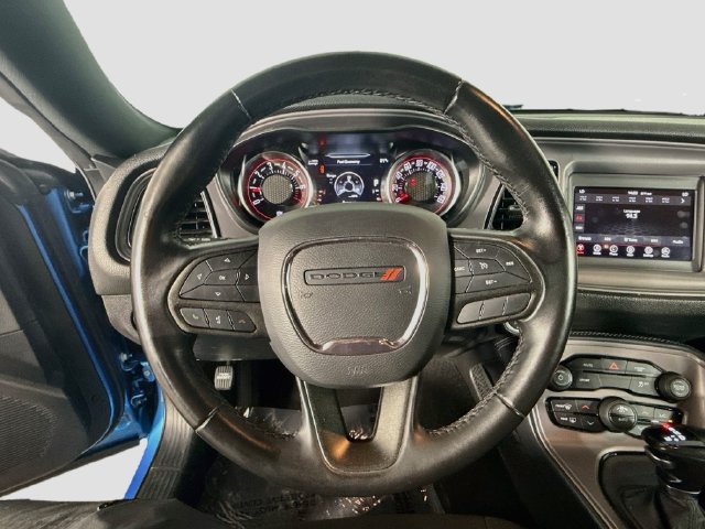 Used 2023 Dodge Challenger SXT RWD image 12
