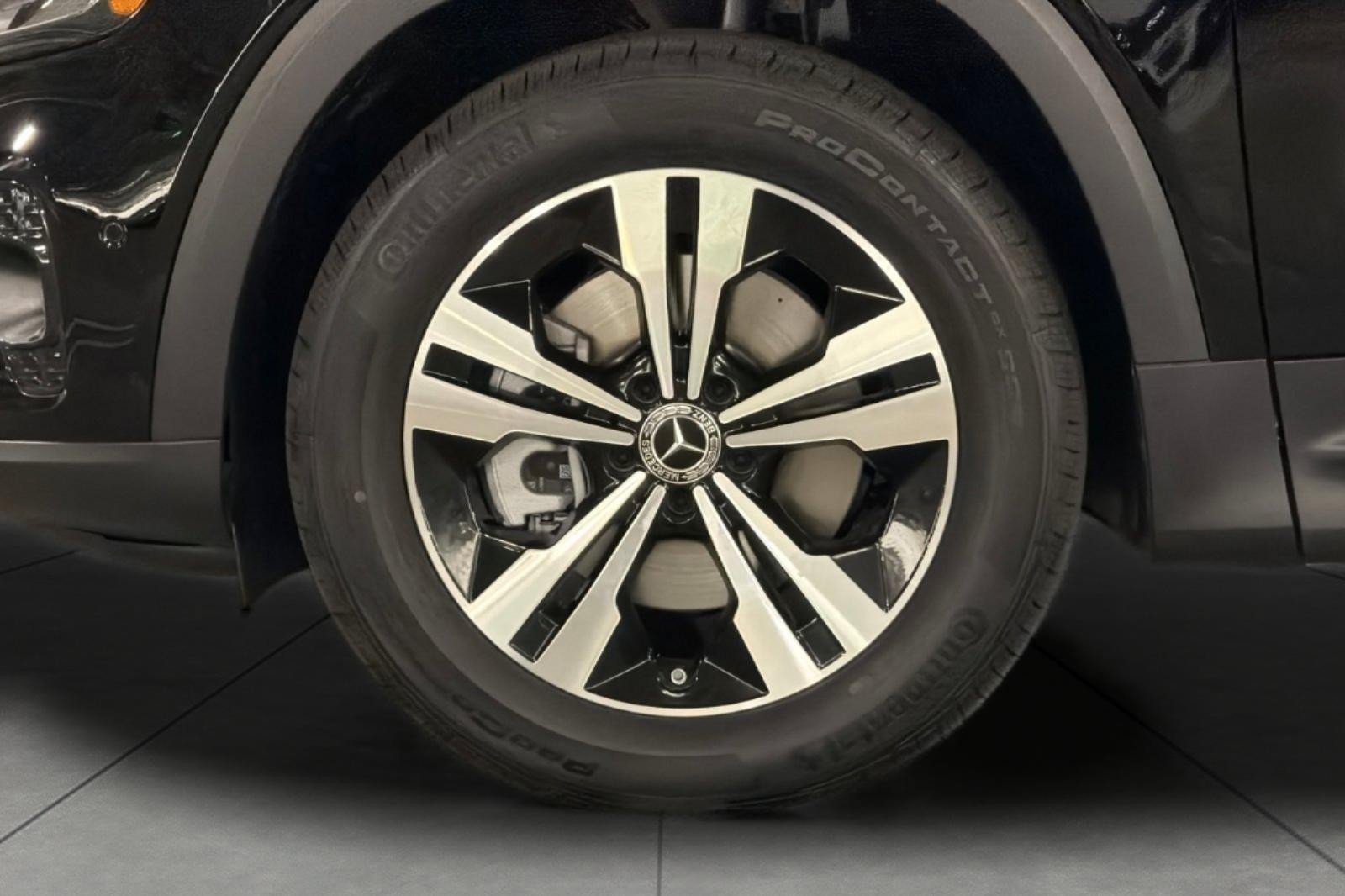 New 2026 Mercedes-Benz GLB 250 image 25