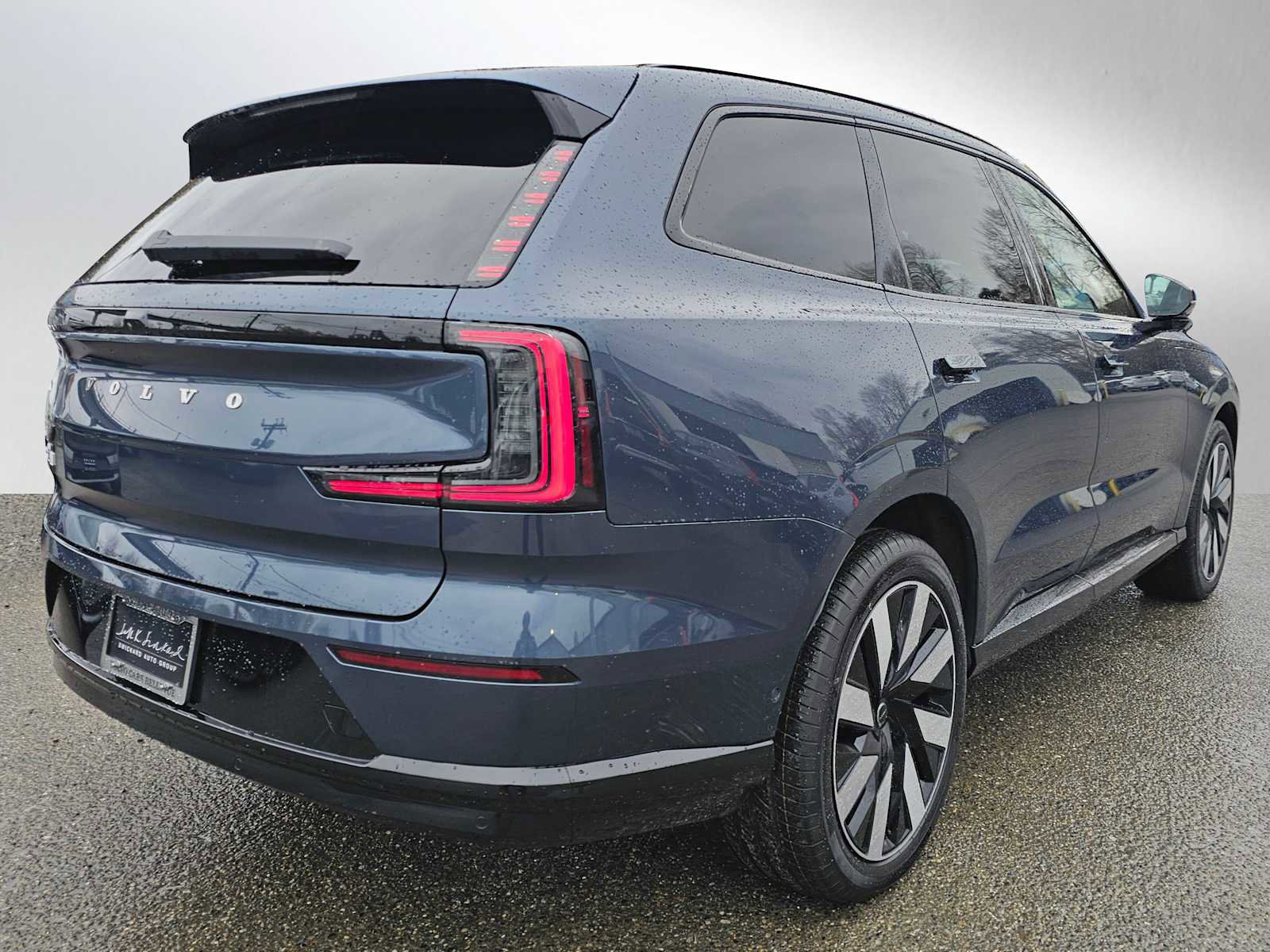 New 2026 Volvo EX90 Ultra image 3