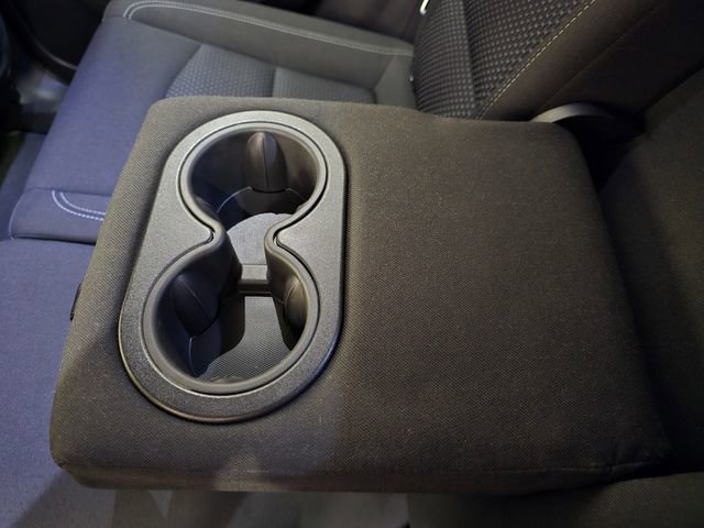 Used 2023 GMC Terrain SLE w/ Driver Convenience Package image 32