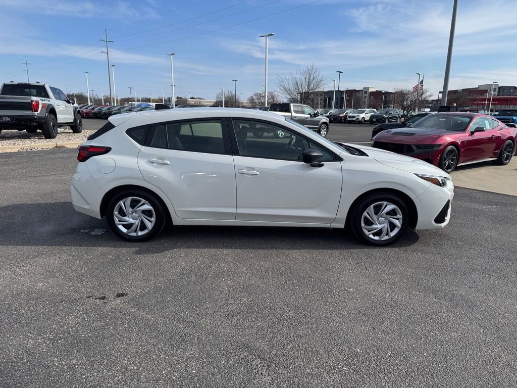 Used 2024 Subaru Impreza 2.0i AWD/4WD image 2