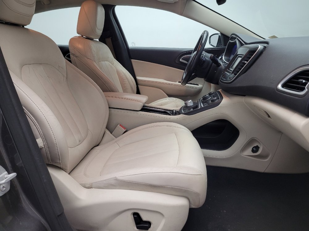 Used 2015 Chrysler 200 C FWD image 21