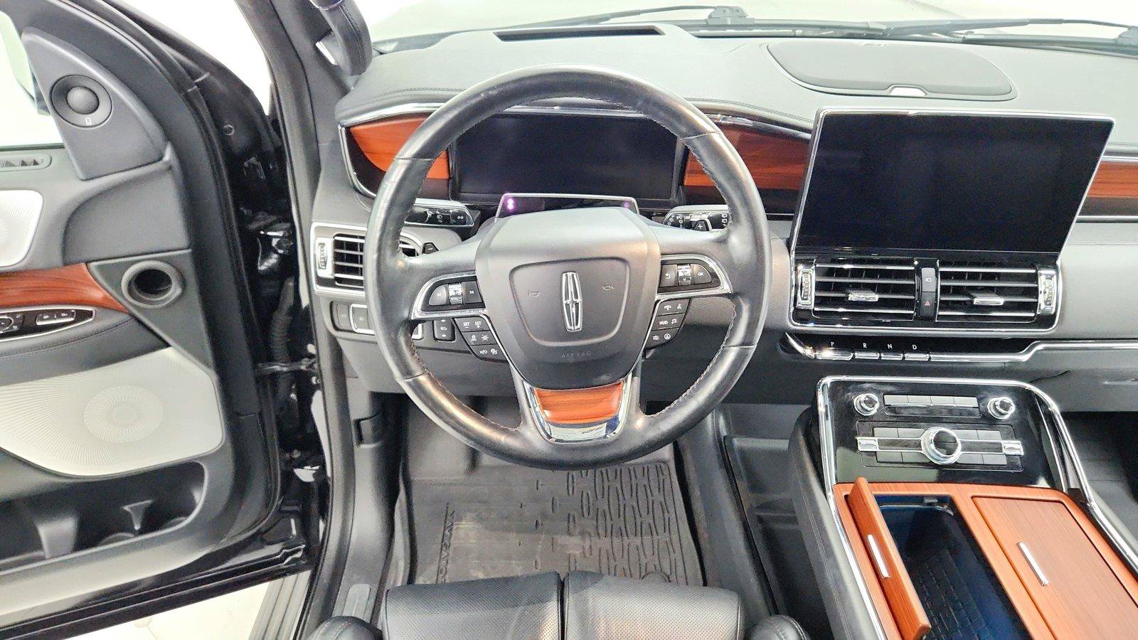 Used 2024 Lincoln Navigator L Reserve AWD/4WD image 18
