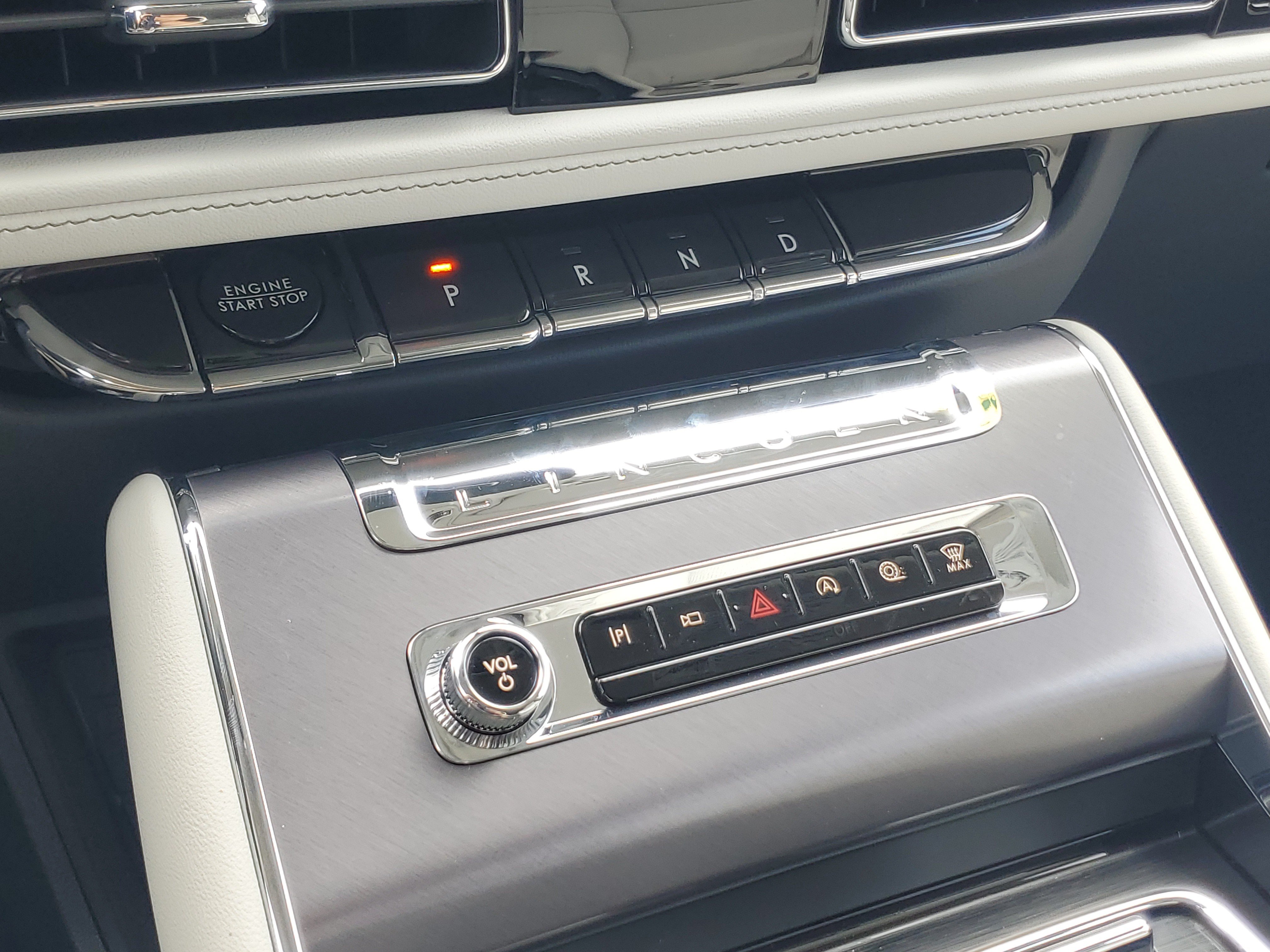 New 2026 Lincoln Aviator AWD image 21