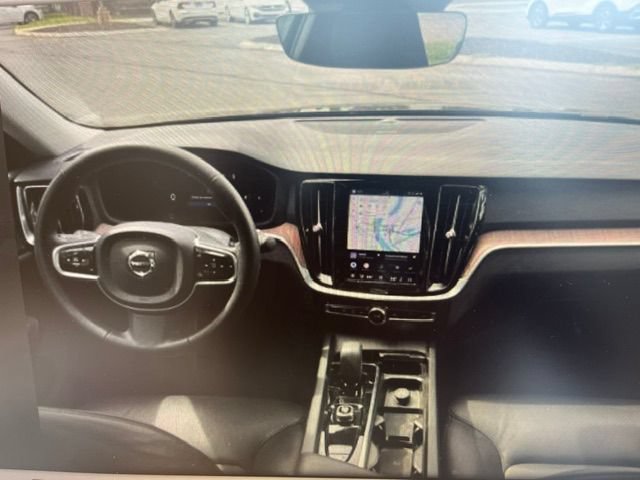 Used 2023 Volvo S60 B5 Plus w/ Climate Package AWD/4WD image 4