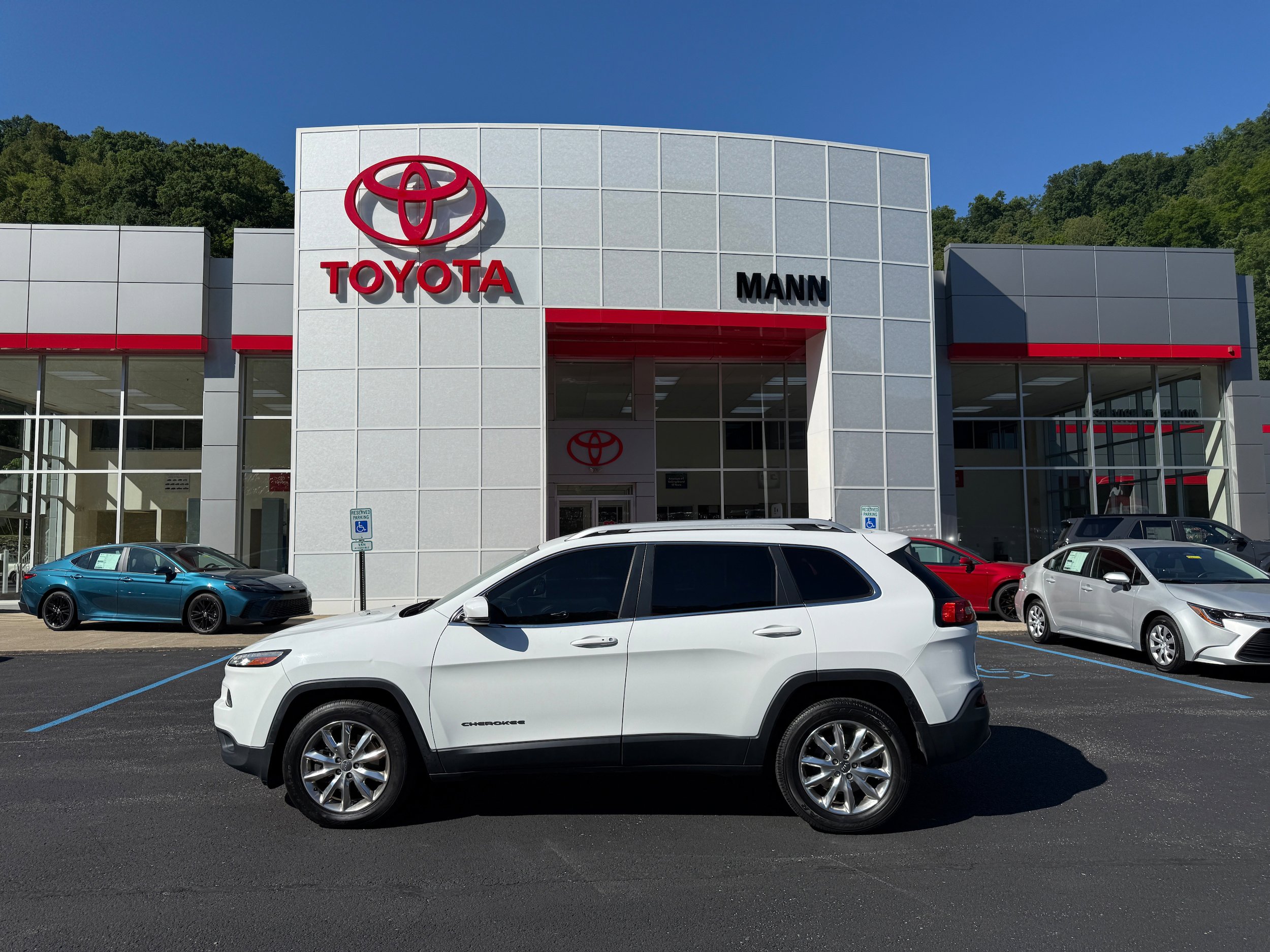 Used 2014 Jeep Cherokee Limited