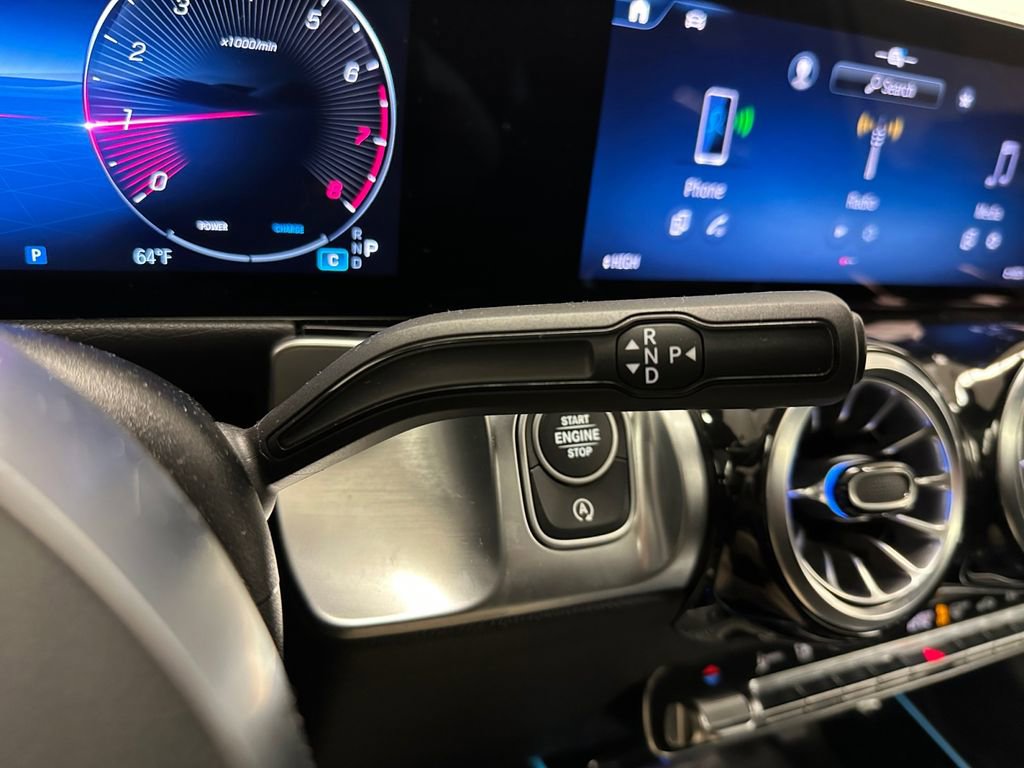 Used 2025 Mercedes-Benz GLB 250 4MATIC image 22