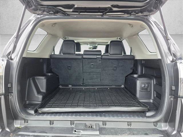 Used 2020 Toyota 4Runner SR5 Premium w/ Moonroof Package RWD image 6