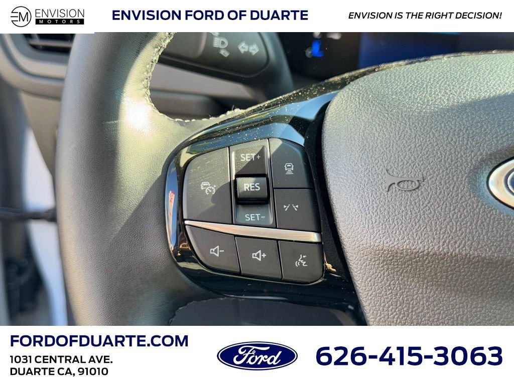 New 2025 Ford Escape SE image 20