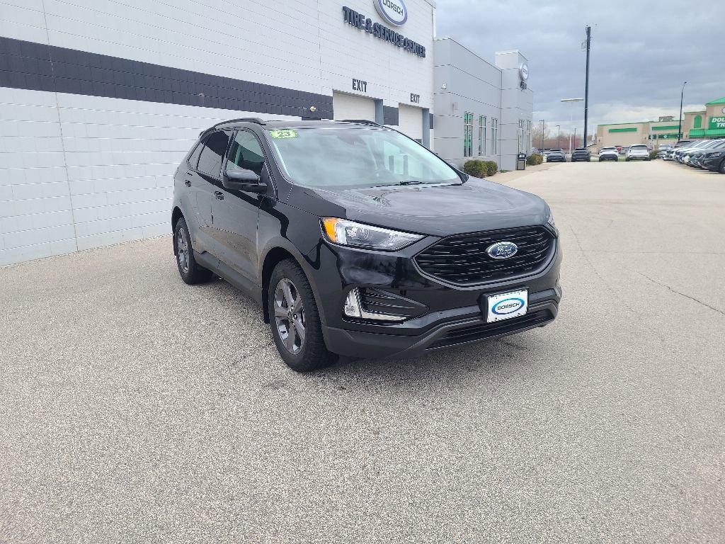 Used 2023 Ford Edge SEL w/ Sport Appearance Package AWD/4WD image 8