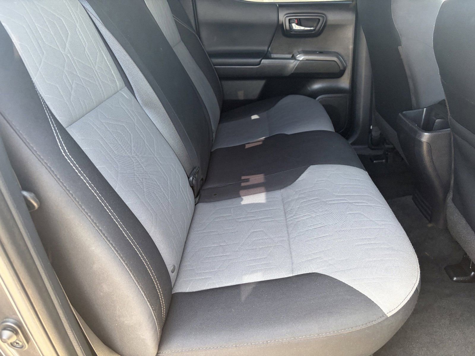 Used 2021 Toyota Tacoma TRD Off-Road w/ Technology Package RWD image 14