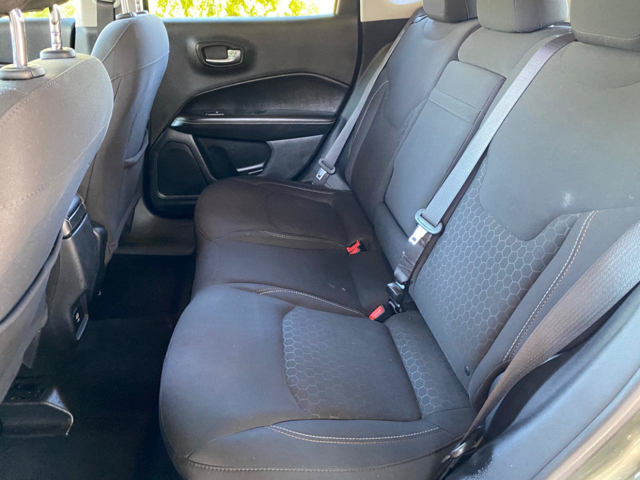 Used 2018 Jeep Compass Sport AWD/4WD image 33