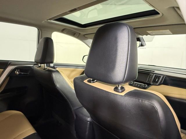 Used 2018 Toyota RAV4 Limited image 28