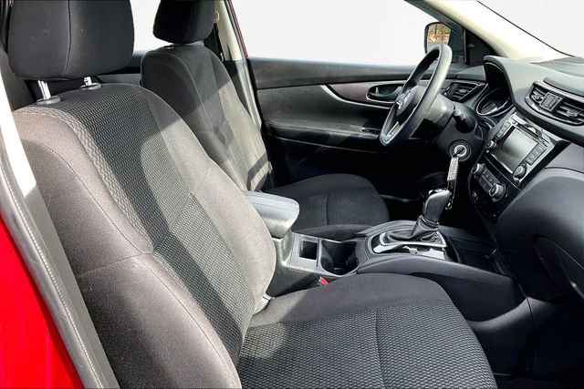 Used 2019 Nissan Rogue Sport S image 20