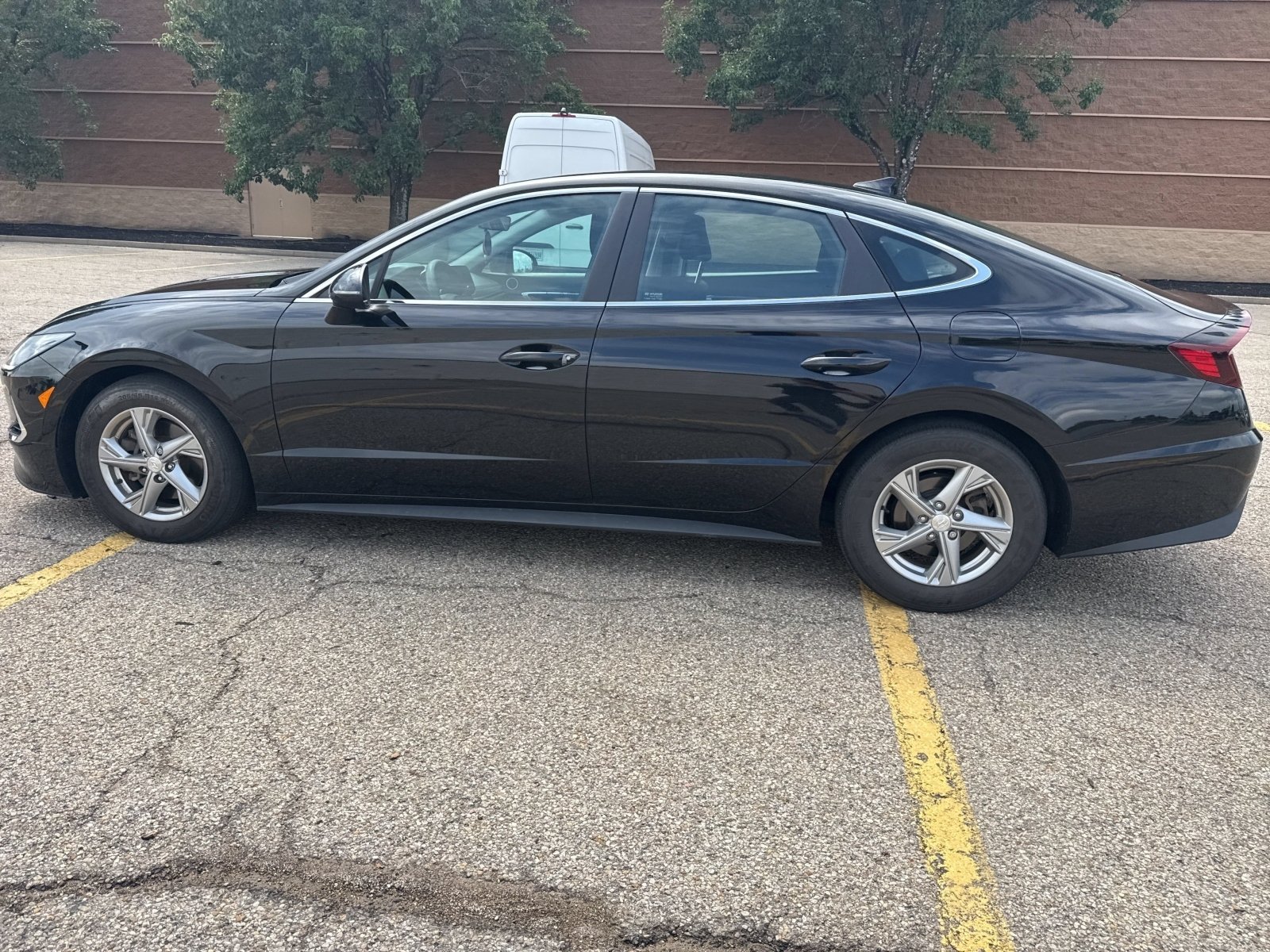 Used 2023 Hyundai Sonata SE FWD image 29