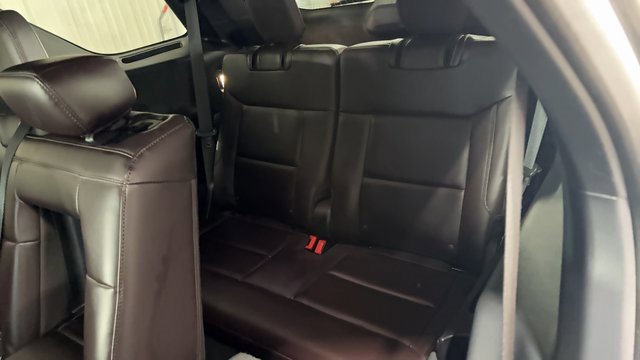 Used 2025 Ford Explorer Platinum image 13