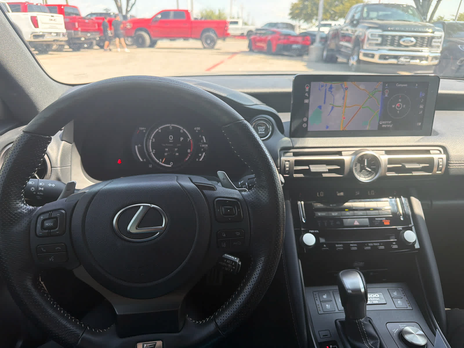 Used 2022 Lexus IS 500 RWD image 9