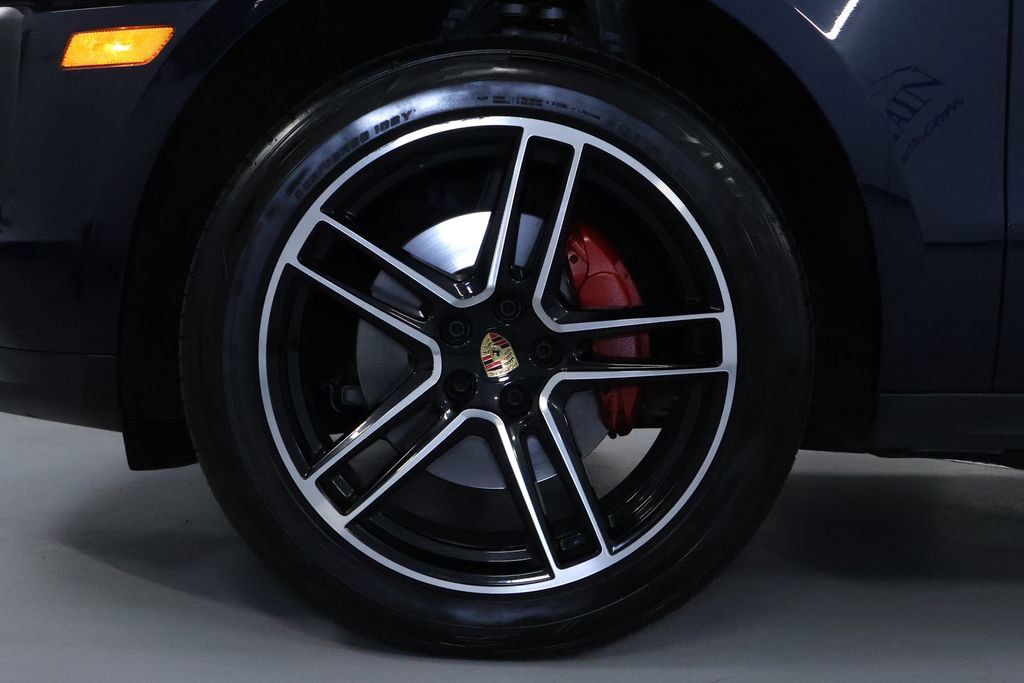 Used 2019 Porsche Macan AWD/4WD image 39