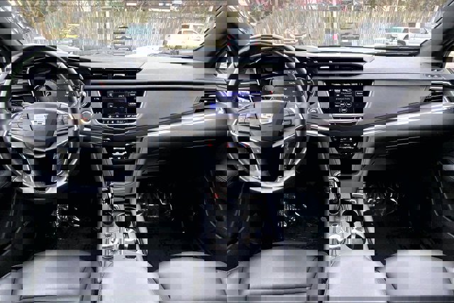 Used 2023 Cadillac XT5 Luxury image 15