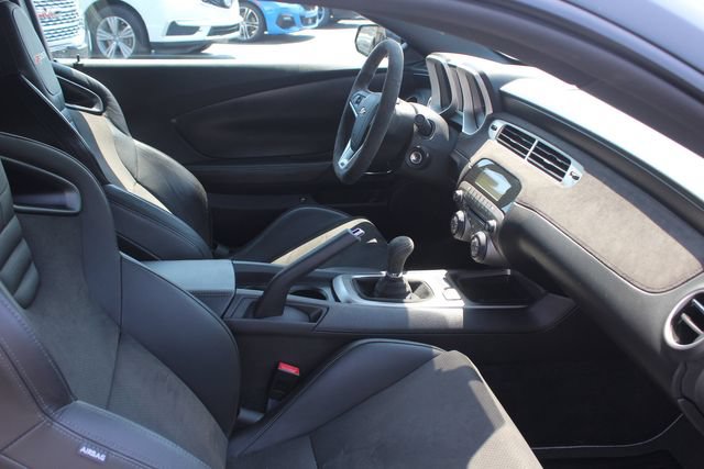 Used 2014 Chevrolet Camaro Z/28 RWD image 29