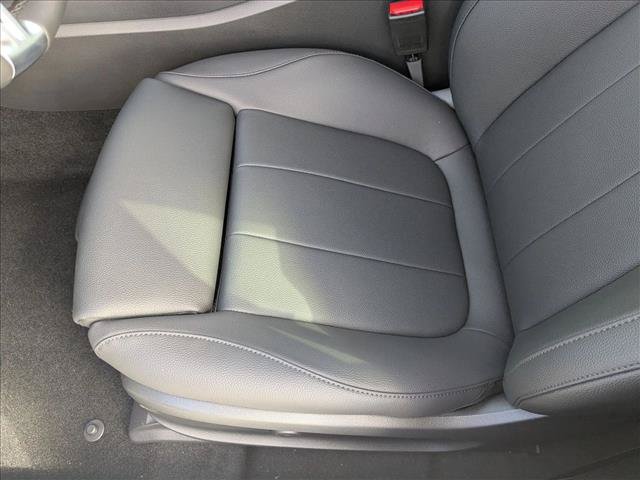 Used 2026 Mercedes-Benz CLA 250 image 4