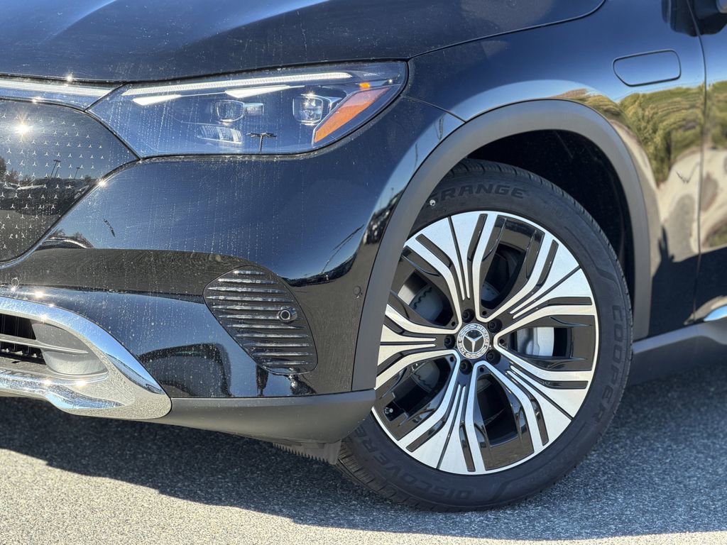New 2026 Mercedes-Benz EQE 320 4MATIC SUV image 4