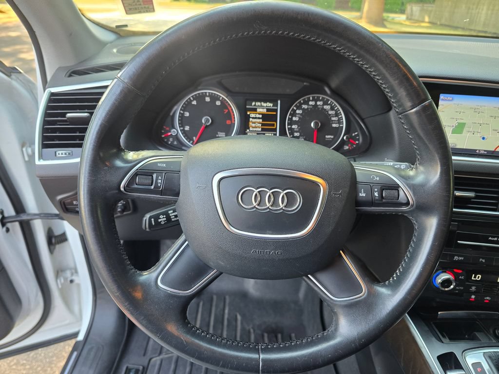 Used 2016 Audi Q5 2.0T Premium Plus w/ Technology Package AWD/4WD image 30