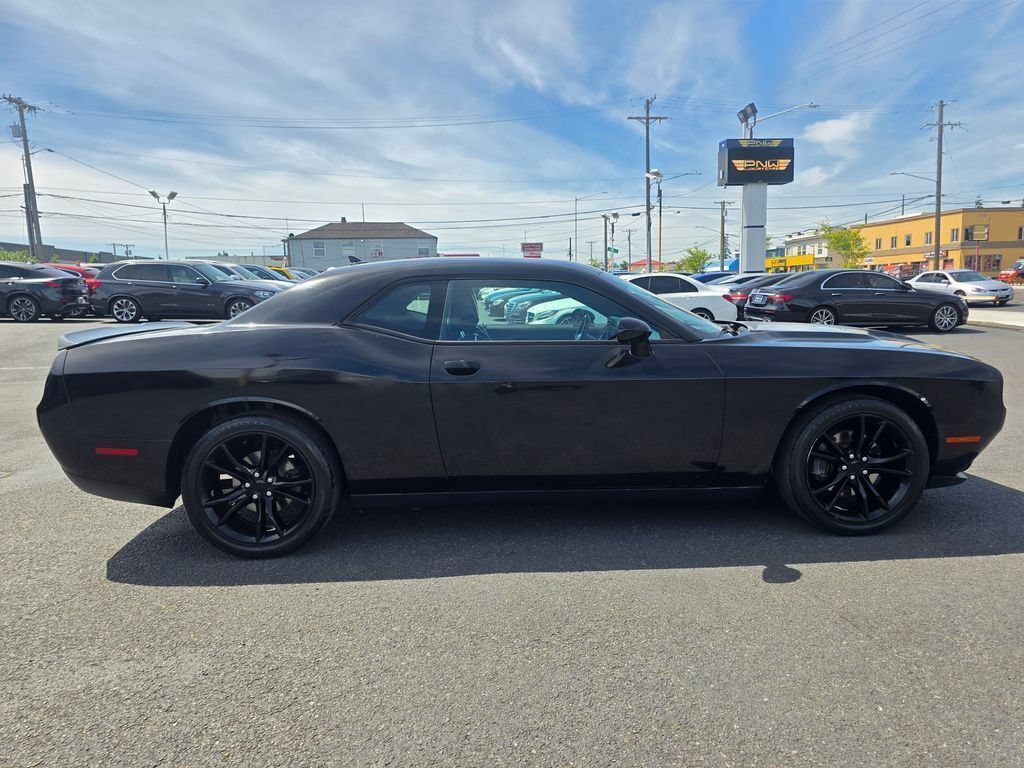 Used 2016 Dodge Challenger SXT Plus RWD image 5