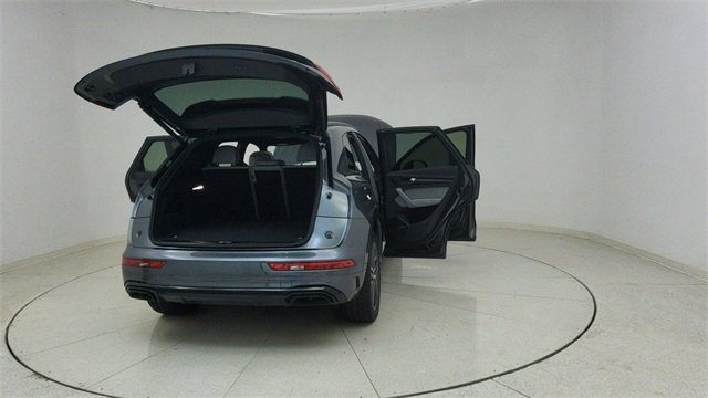 Used 2024 Audi Q5 e Prestige w/ Prestige Package image 80