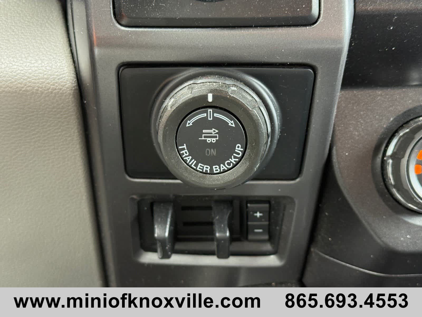 Used 2019 Ford F150 XLT w/ Equipment Group 302A Luxury AWD/4WD image 23