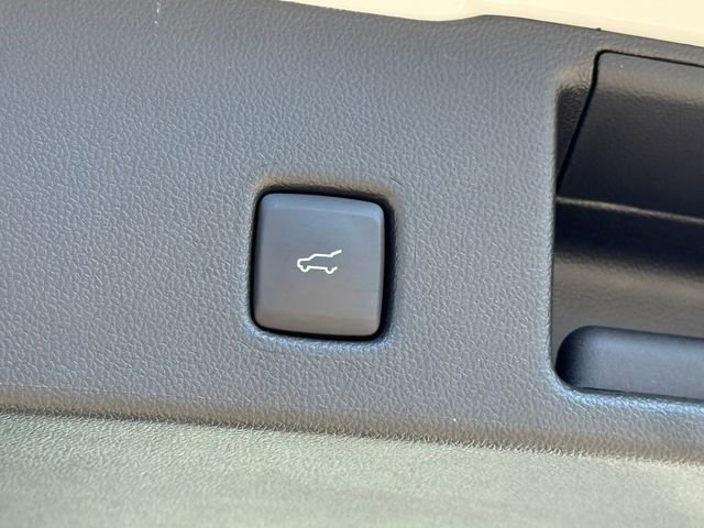 Certified 2022 Ford Escape SEL image 27