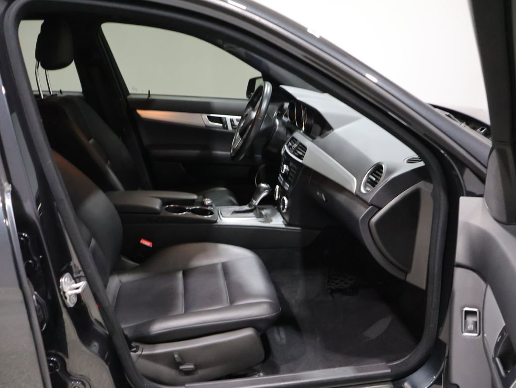 Used 2012 Mercedes-Benz C 300 4MATIC Sedan image 22