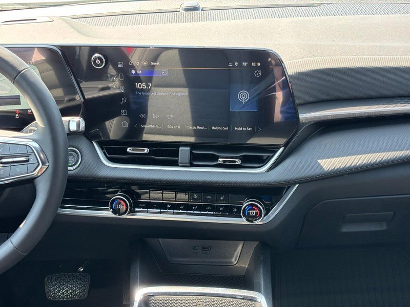 New 2026 Chevrolet Equinox LT w/ Convenience Package II FWD image 8