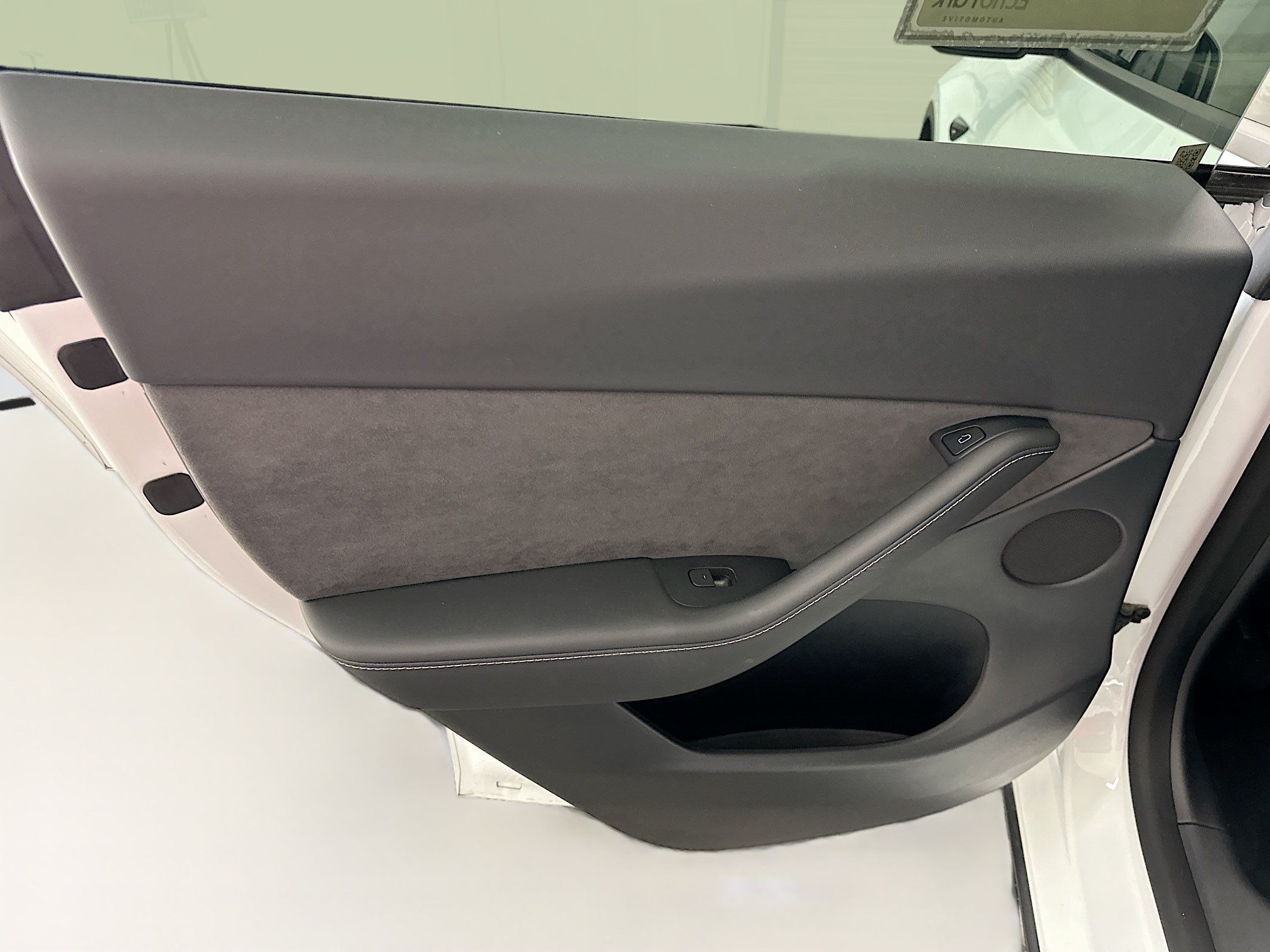 Used 2022 Tesla Model Y Performance AWD/4WD image 28