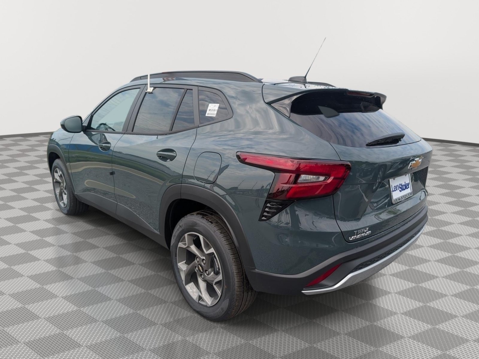 New 2026 Chevrolet Trax LT w/ Sunroof Package FWD image 2