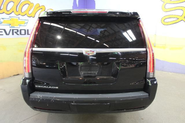Used 2017 Cadillac Escalade ESV Premium Luxury AWD/4WD image 7