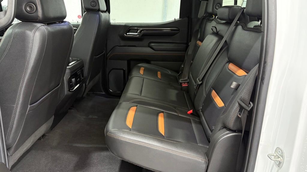 Used 2023 GMC Sierra 1500 AT4 w/ Technology Package image 19