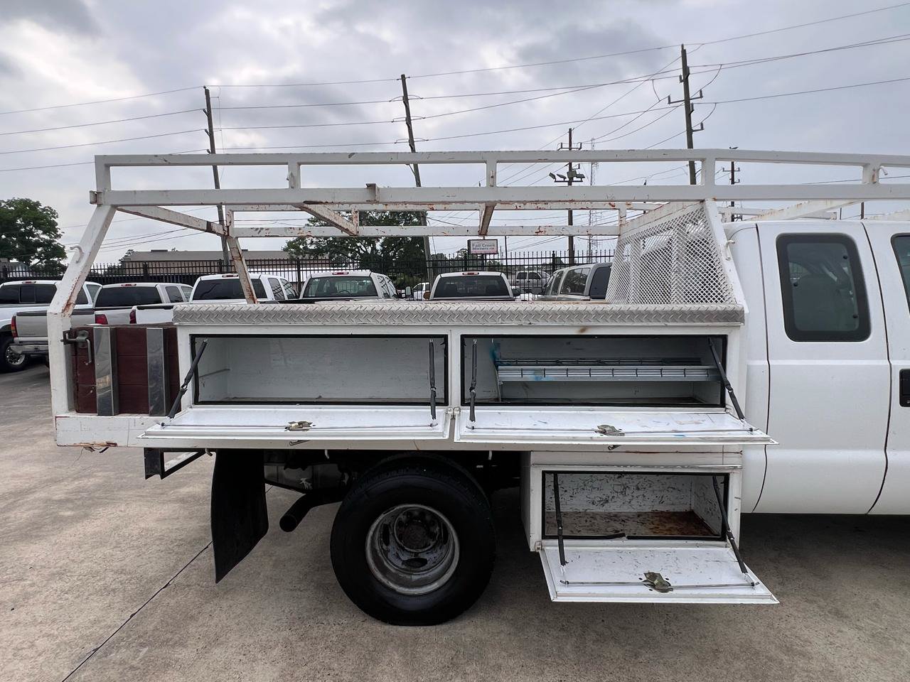 Used 2001 Ford F350 XL RWD image 25