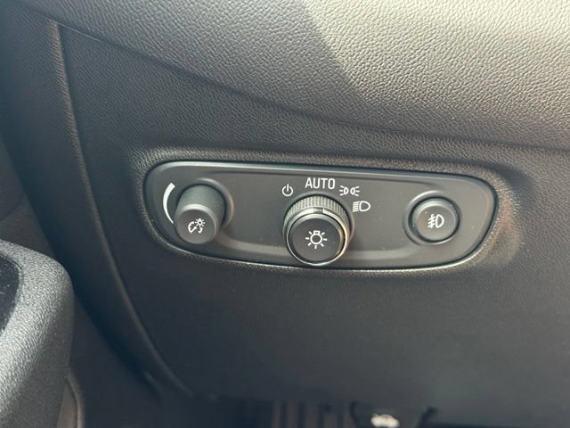 Used 2022 Chevrolet Equinox Premier AWD/4WD image 33