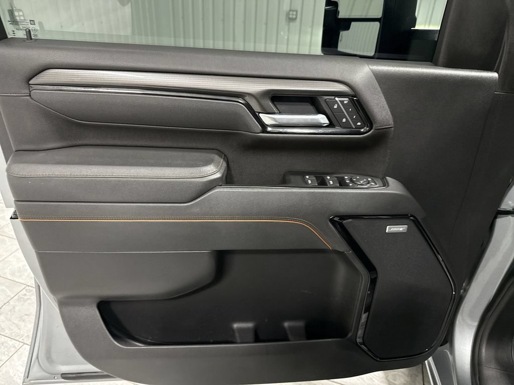 Used 2025 GMC Sierra 2500 AT4 AWD/4WD image 23