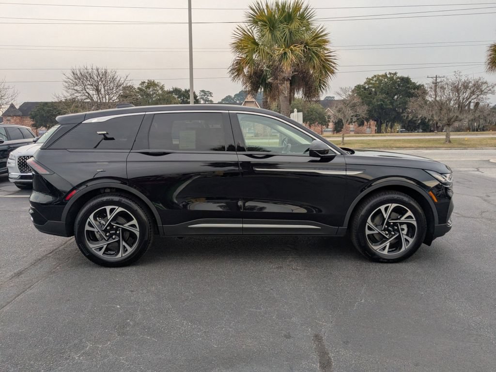 New 2026 Lincoln Nautilus Premier w/ Equipment Group 102A AWD/4WD image 3
