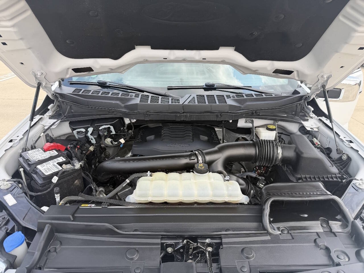 Used 2021 Ford F150 Lariat AWD/4WD image 22